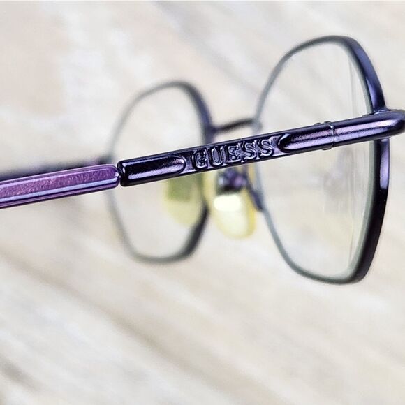 💜Vintage Guess Lightweight Wire Rimmed Eyeglasses & Hardshell Case - Picture 9 of 11